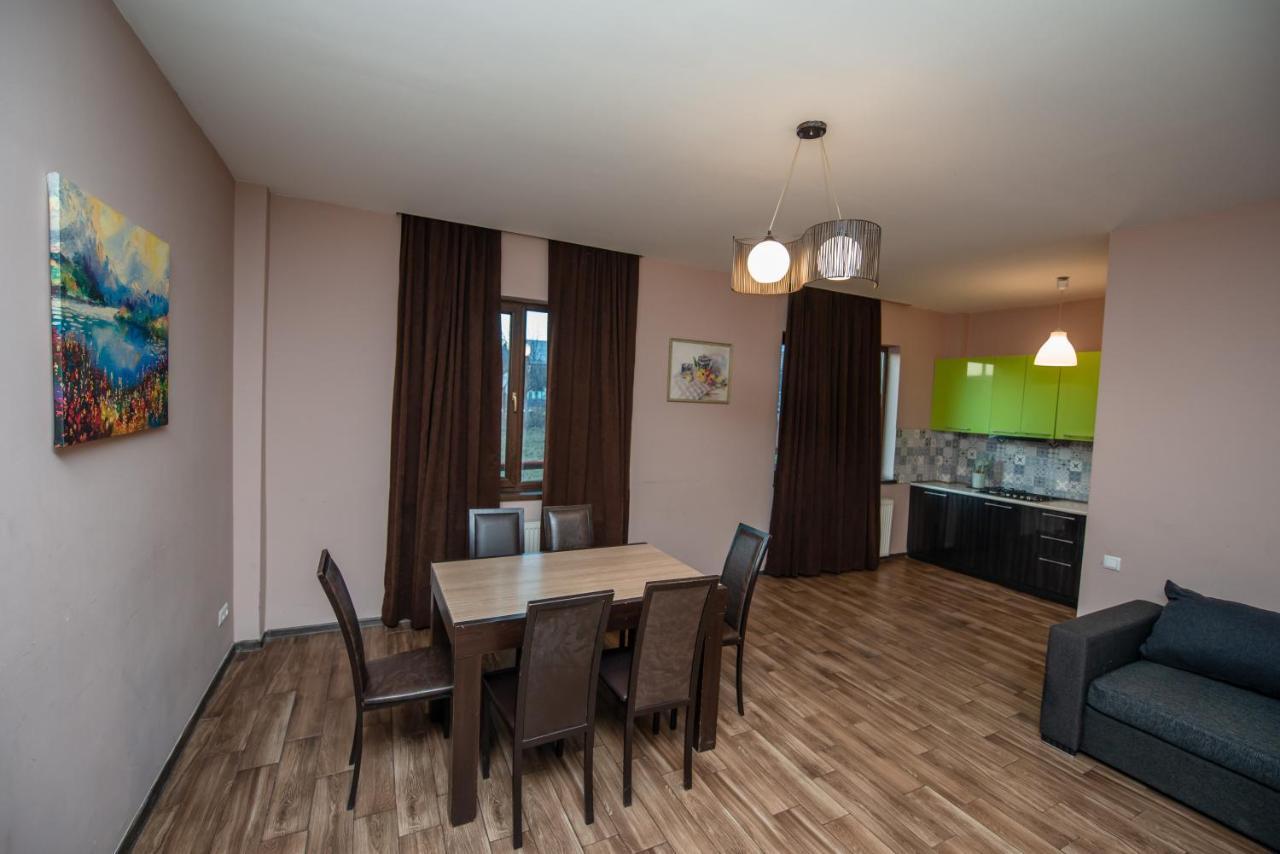 Villa Garden Bakuriani Ngoại thất bức ảnh